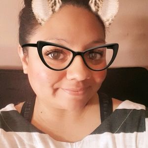 Meet your Posher, Lillian